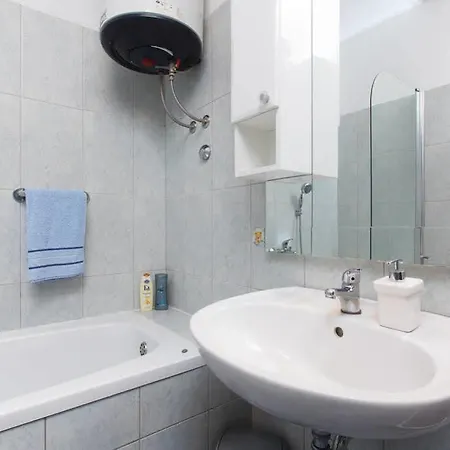 Lucija Hotel 3*